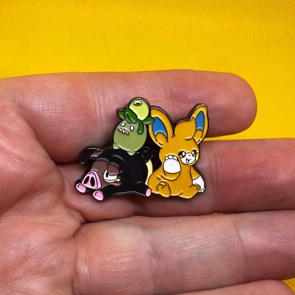 Pokemon Smoliv Lechonk Pawmi enamel pin - Picture 2 of 3